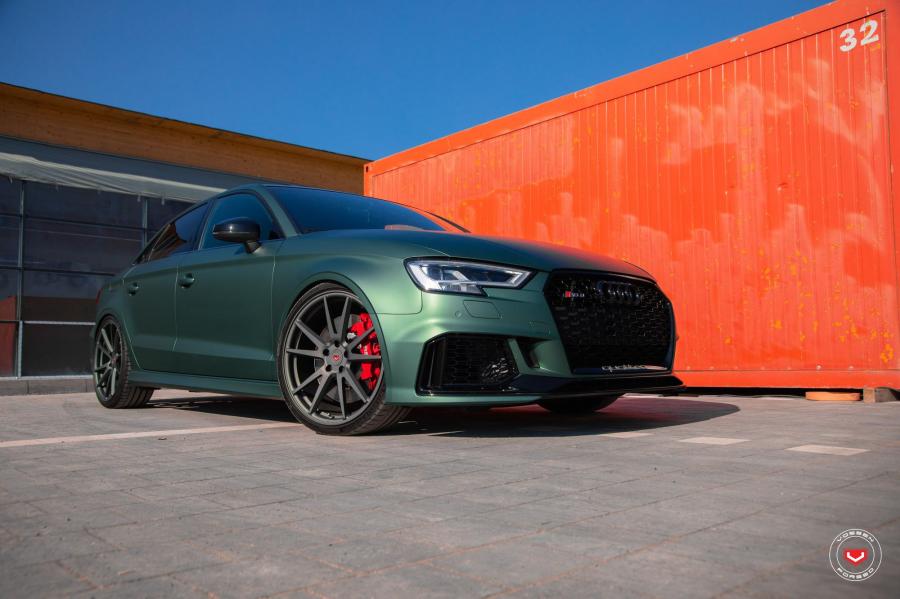  Audi RS3 Sedan on Vossen Wheels (VPS-301) 2018 года  (фото 55 из 57)